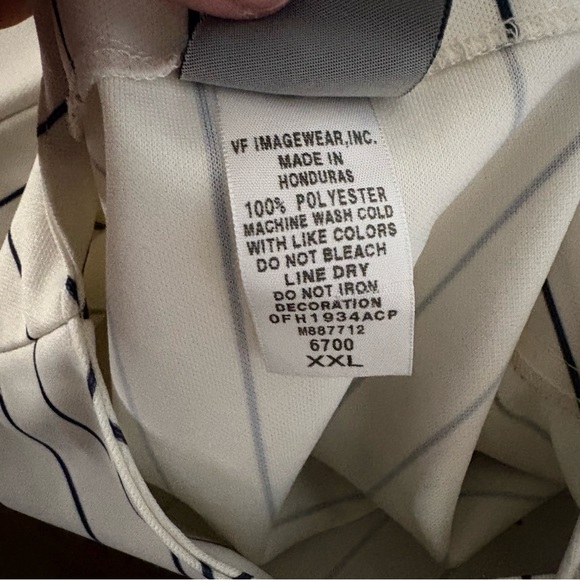 Majestic Genuine Merchandise Men’s XXL Minnesota Twins Baseball Jersey - Picture 5 of 10